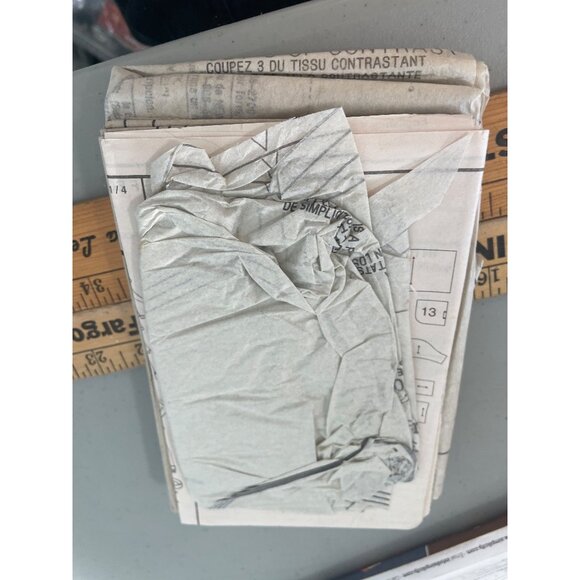 Simplicity 4015 Costume Alice Riding Hood Santa Leprechaun Pattern Size 10-16 - Picture 6 of 7